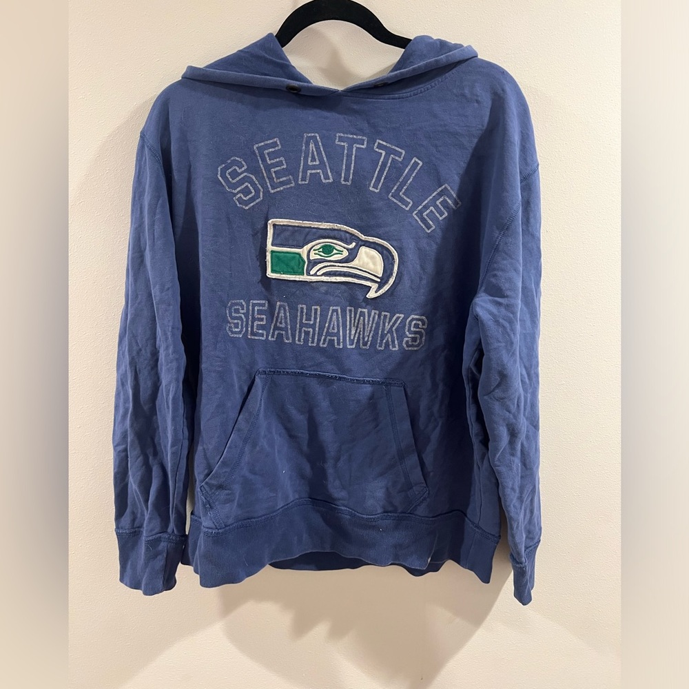 Medium Classic Seahawks Hoodie
